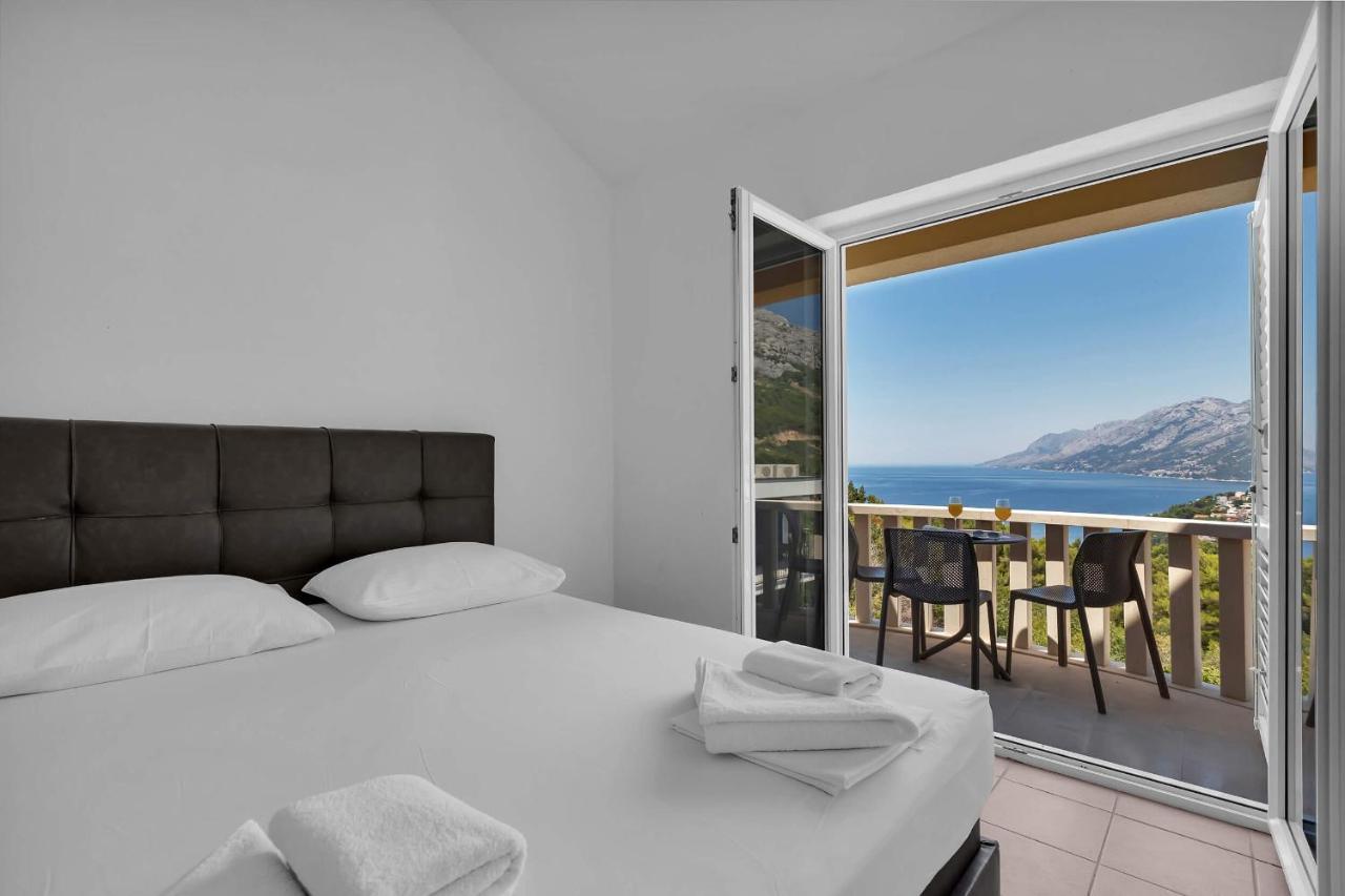 Apartments Marin Brela Luaran gambar