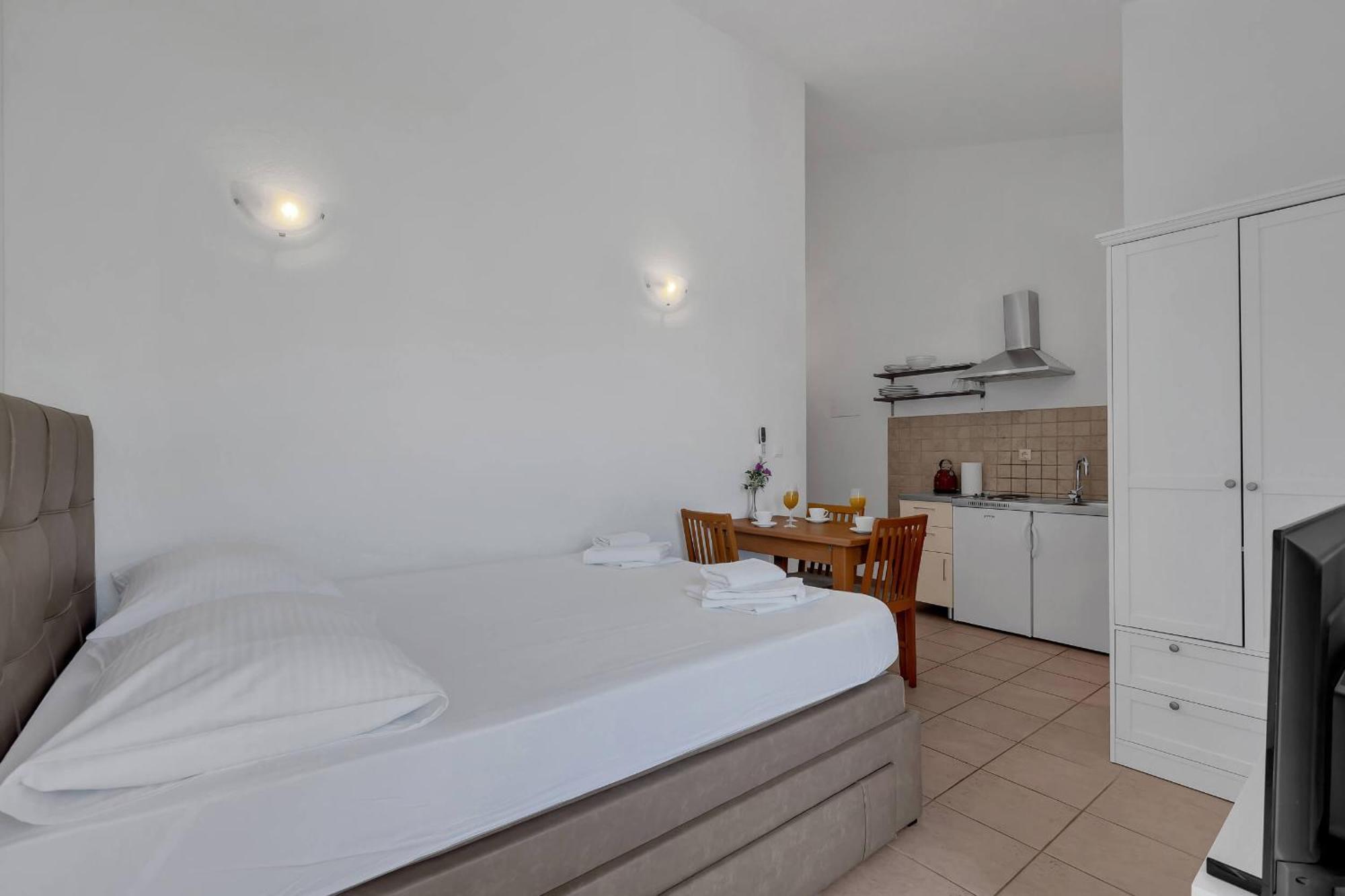 Apartments Marin Brela Bilik gambar